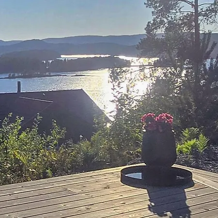 Beautiful In With View Feriehus *