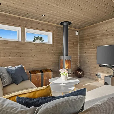 بيت للعطل Beautiful In Sannidal With View