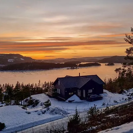 بيت للعطل Beautiful In Sannidal With View *