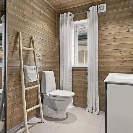 Beautiful In Sannidal With View بيت للعطل Neslandsvatn